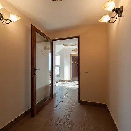 Apartament Roel