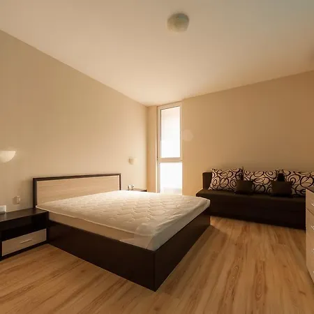 Apartament Roel *